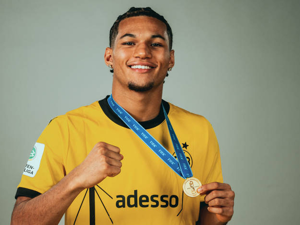 Dortmund Indikasikan Akan Ikat Paris Brunner Dengan Kontrak Profesional