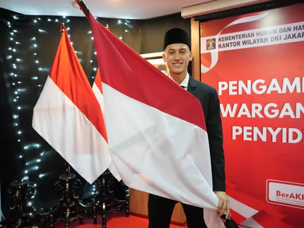 Jay Idzes setelah menuntaskan proses naturalisasi sebagai WNI