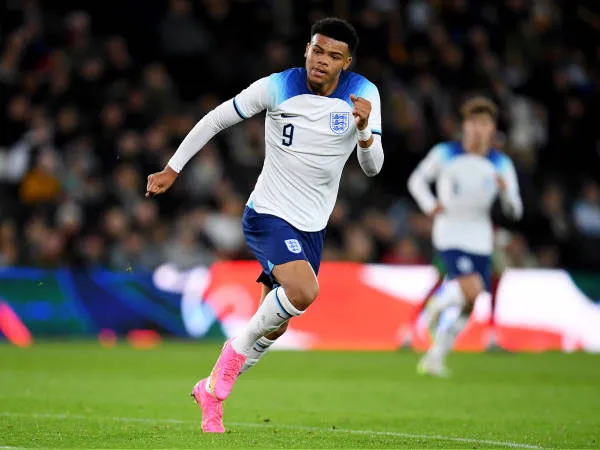 Tottenham Tarik Kembali Striker Muda Berbakat Mereka Dari Ipswich Town