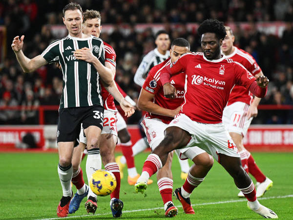 Hasil Pertandingan Premier League: Nottingham Forest 2-1 Manchester United
