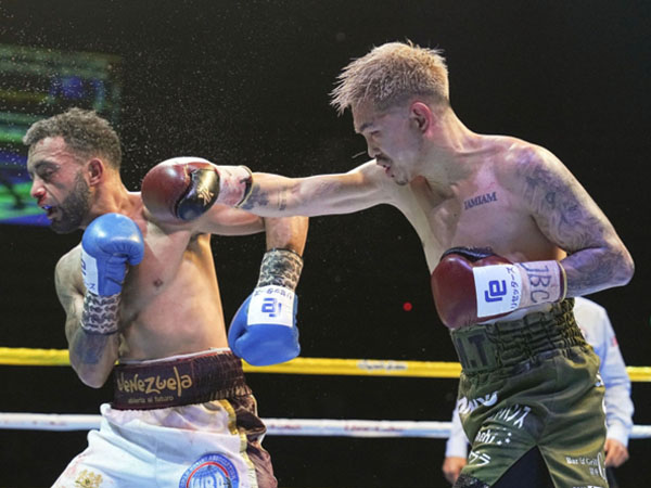 Kazuto Ioka Babat Habis Josber Perez, Menghentikannya Dalam Tujuh Ronde