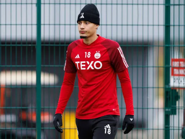 Tidak Pernah Bermain di Aberdeen, Liverpool Panggil Pulang Rhys Williams