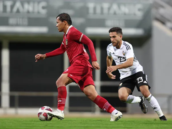 Gelandang timnas Indonesia, Adam Alis