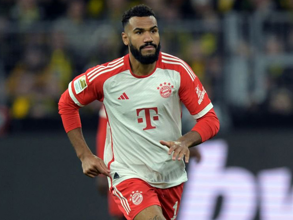 Eric Maxim Choupo-Moting Tertarik Bergabung dengan Manchester United