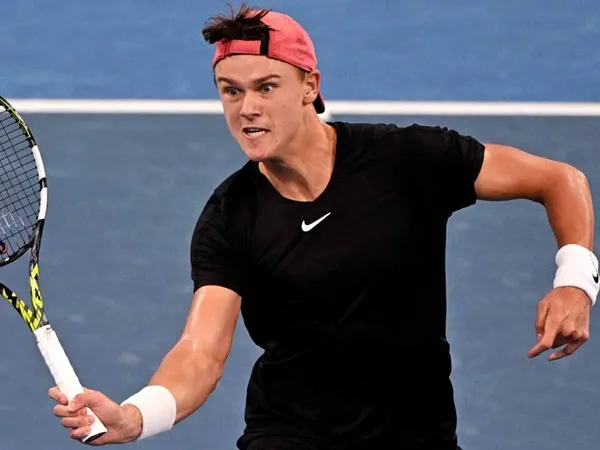 Holger Rune Atasi Rintangan Demi Tiket Final Di Brisbane