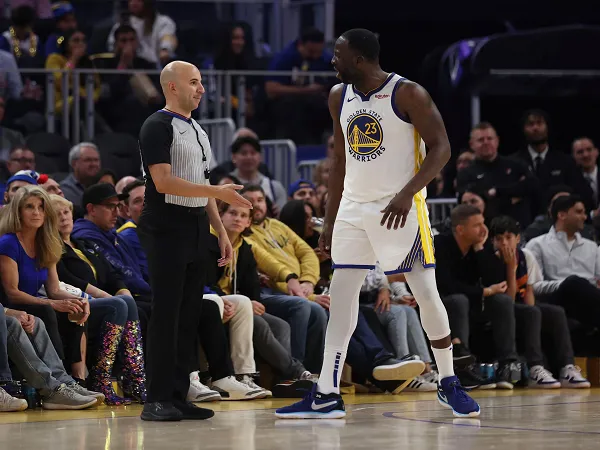 Draymond Green sempat terpikir untuk gantung sepatu pasca diskorsing.