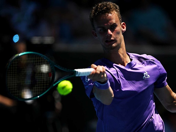 Tampil Garang, Luca Van Assche Ukir Kemenangan Pertama Di Auckland