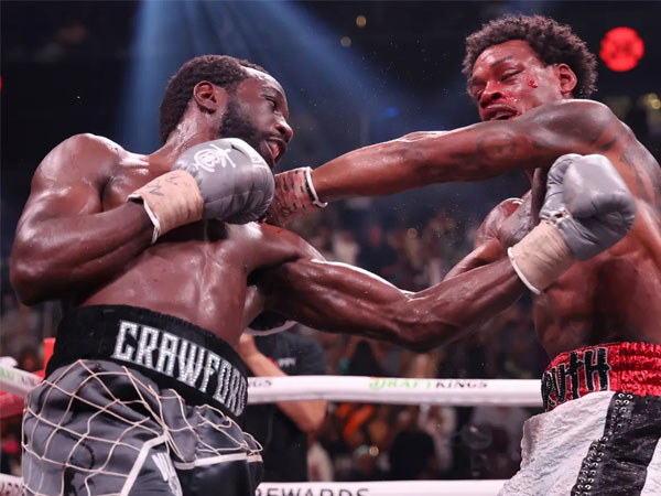 Terence Crawford Tanggapi Singkat Alasan Cedera Mata Errol Spence