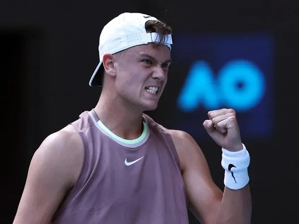 Hasil Australian Open: Holger Rune Pulangkan Yoshihito Nishioka Dari Melbourne