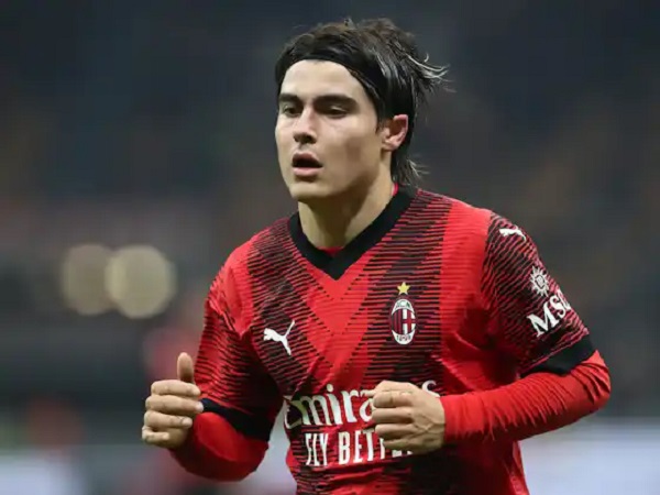 Saingi Boca Juniors, Almería Tertarik Pinjam Luka Romero dari Milan