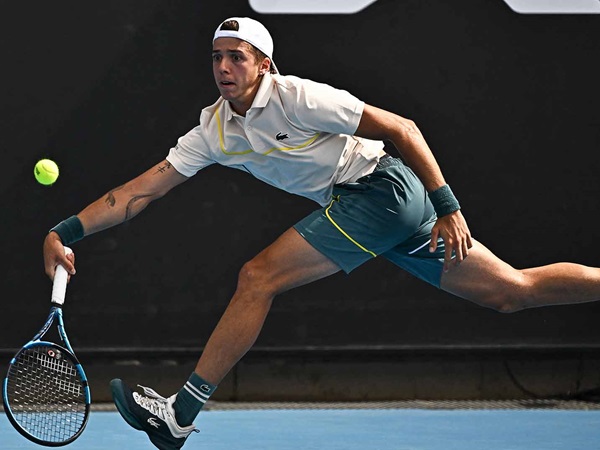 Arthur Cazaux Tak Biarkan Tekanan Tahan Lajunya Untuk Torehkan Sejarah