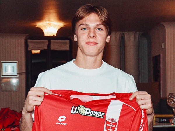 AC Monza Resmi Pinjam Alessio Zerbin dari Napoli