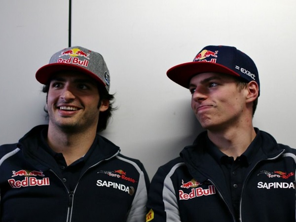 Setim dengan Verstappen Saat Debut di F1, Carlos Sainz Bernasib Sial