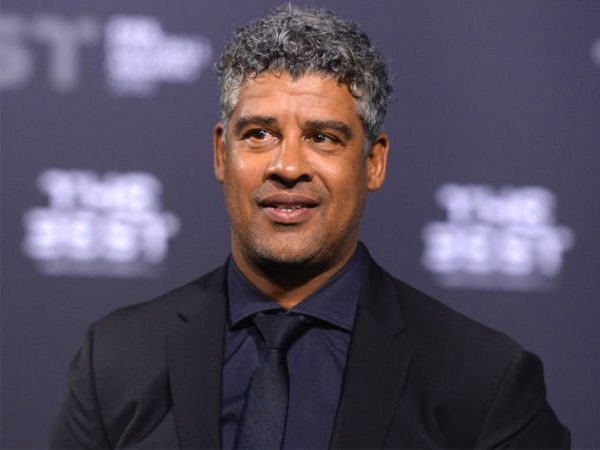 Joan Laporta Ingin Bawa Pulang Frank Rijkaard ke Barcelona