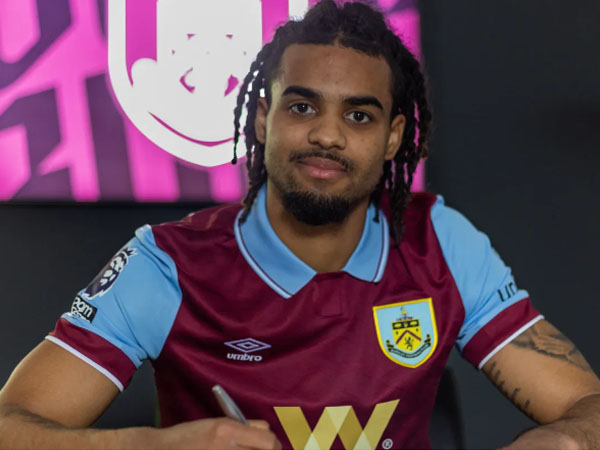 Rennes Resmi Pinjamkan Lorenz Assignon Ke Burnley