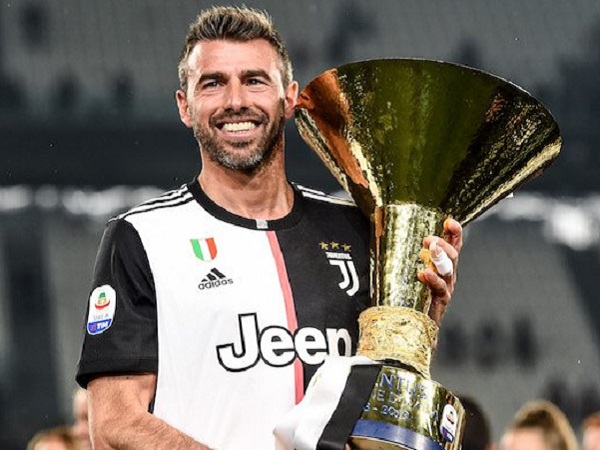 Andrea Barzagli Akui Inter Milan Lebih Kuat dari Juventus