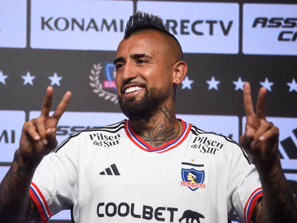 Arturo Vidal Resmi Kembali ke Klub Masa Kecilnya, Colo Colo