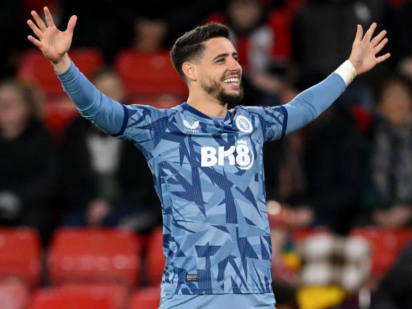 Alex Moreno Puji Ketajaman Aston Villa Saat Habisi Sheffield United