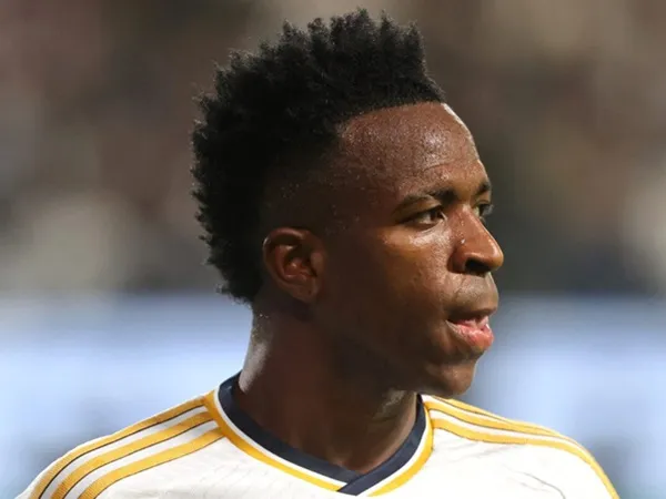 Vinicius Jr Ditarik dari Lineup, Ancelotti Beberkan Penyebabnya