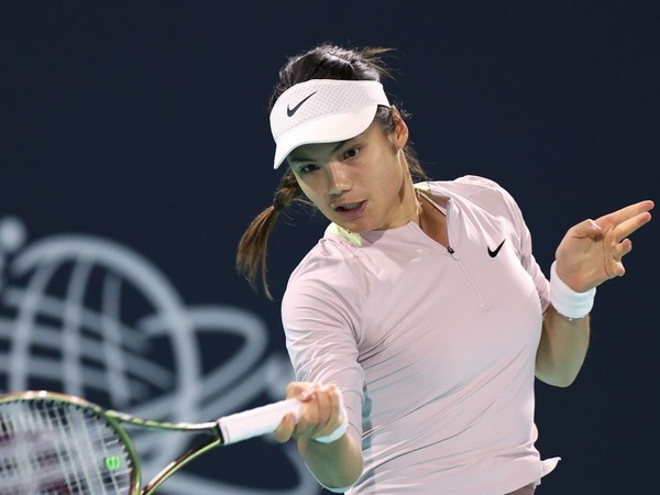 Emma Raducanu Loncati Rintangan Pertama Di Abu Dhabi