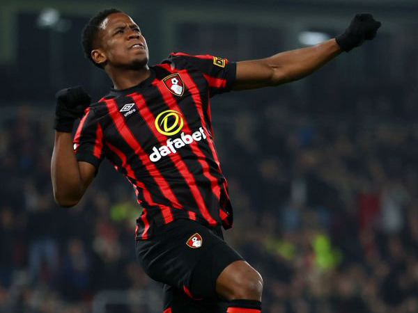 Andoni Iraola Komentari Keputusan Bournemouth Permanenkan Luis Sinisterra