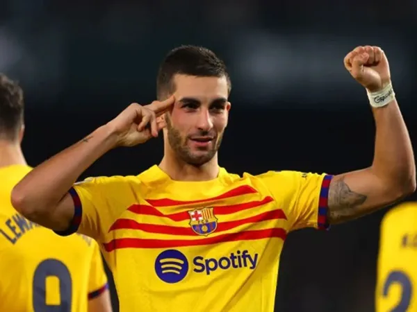 Barcelona Tidak Berniat untuk Menjual Ferran Torres