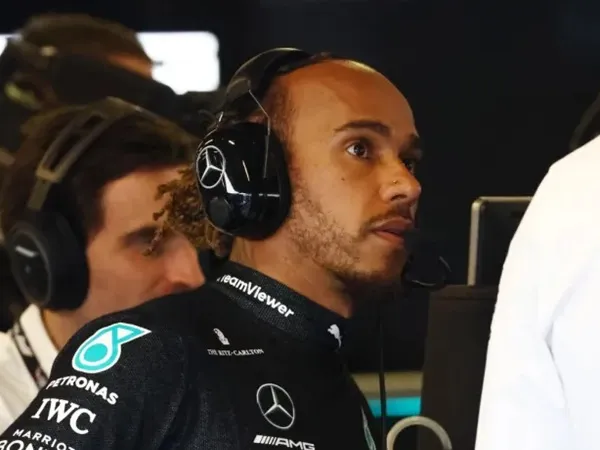 Legenda Formula 1 Beberkan Alasan Hamilton Hengkang ke Ferrari