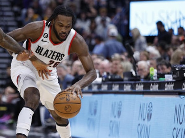 Toronto Raptors Datangkan Justise Winslow untuk Lengkapi Skuad