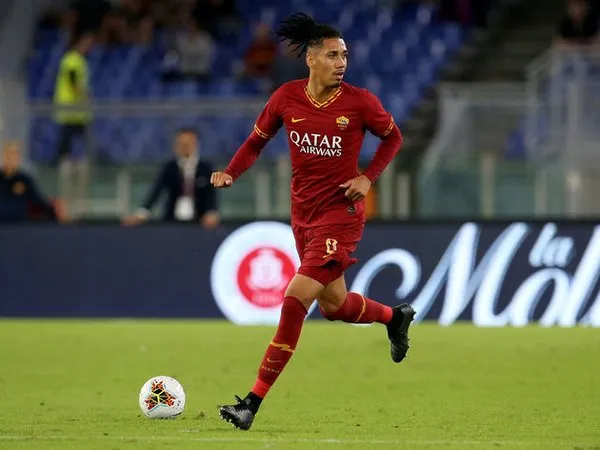 Menepi dari Sesi Latihan, Cedera Chris Smalling Kembali Kambuh?