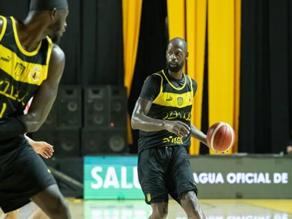 Prawira Bandung Datangkan Pemain Asing Anyar James Gist