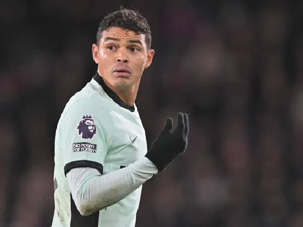 Jamie Carragher Klaim Waktu Thiago Silva di Chelsea Sudah Habis