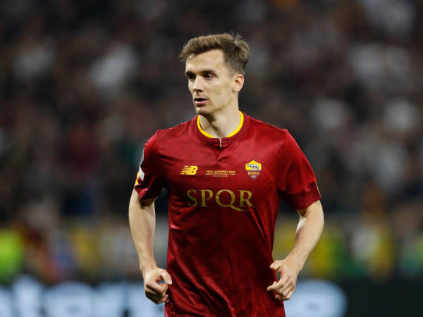 Diego Llorente Cedera, Roma Masih Belum Berikan Update Kondisinya