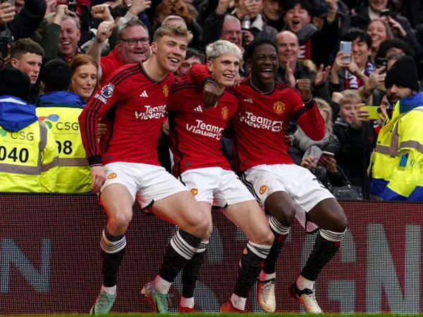 Gelandang Fulham Terkesan Dengan Mentalitas Bintang Muda Manchester United