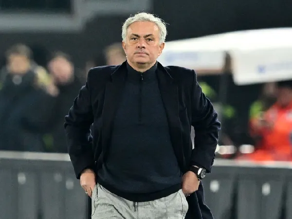 Jose Mourinho pernah dua kali melatih Chelsea