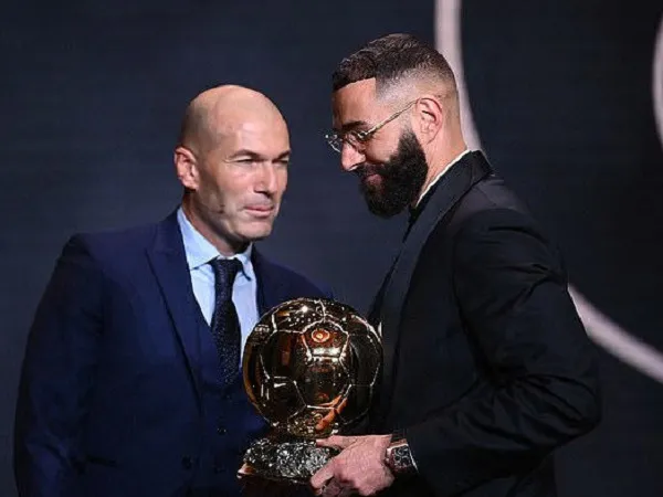 Zinedine Zidane Konfirmasi Bakal Kembali ke Manajemen