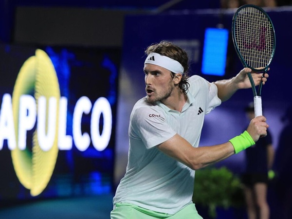 Stefanos Tsitsipas Benamkan Roman Safiullin Di Acapulco