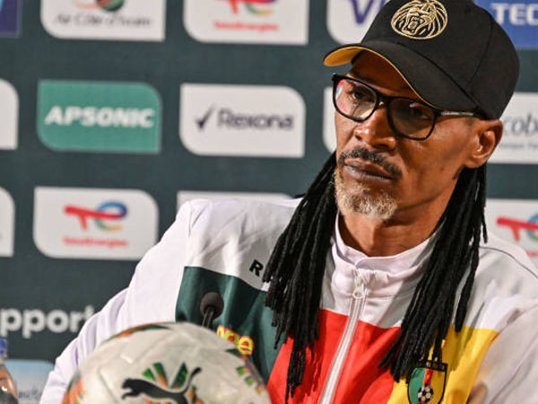 Federasi Sepak Bola Kamerun Konfirmasi Kepergian Rigobert Song