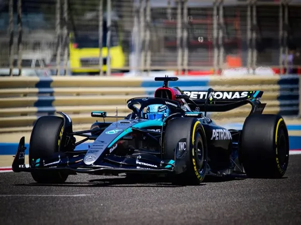 George Russell Beberkan Kelemahan Mobil Mercedes W15