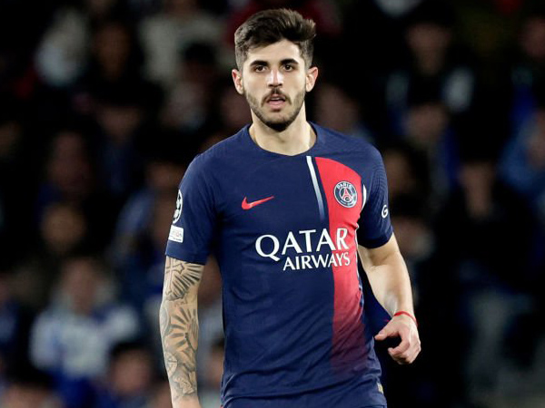 Bahagianya Lucas Beraldo Usai Bantu PSG Singkirkan Real Sociedad
