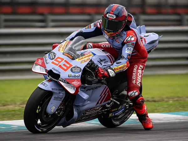 Michele Pirro Prediksi Marc Marquez Akan Gahar di MotoGP 2024 | Liga ...