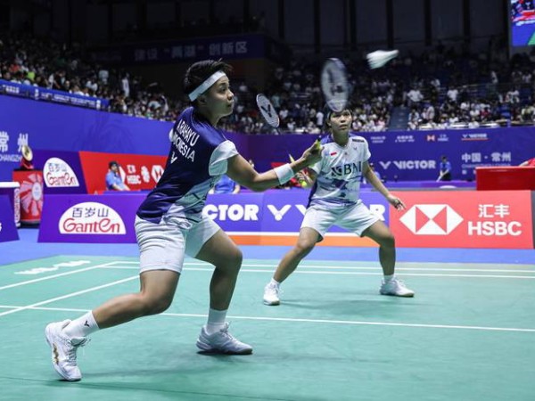 Singkirkan Unggulan 3, Apriyani/Fadia Lolos 16 Besar French Open 2024