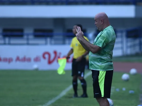 Pelatih Persib, Bojan Hodak