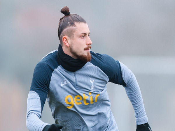 Baru Gabung Januari Lalu, Dragusin Sudah Merasa Betah di Tottenham