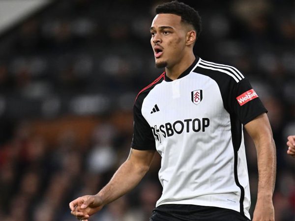Antonee Robinson Puji Performa Rodrigo Muniz Saat Hadapi Spurs