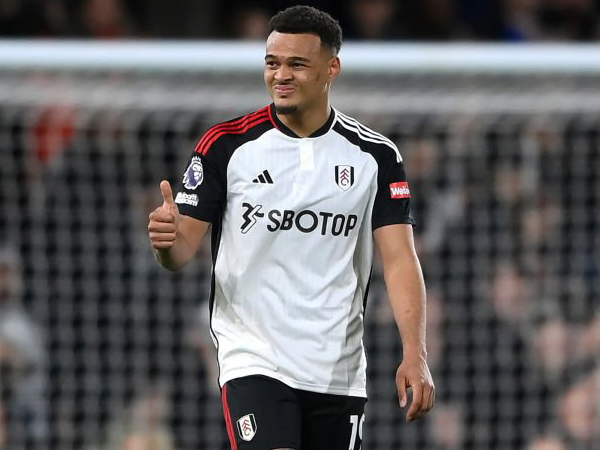 Cetak Brace ke Gawang Spurs, Marco Silva Puji Performa Rodrigo Muniz