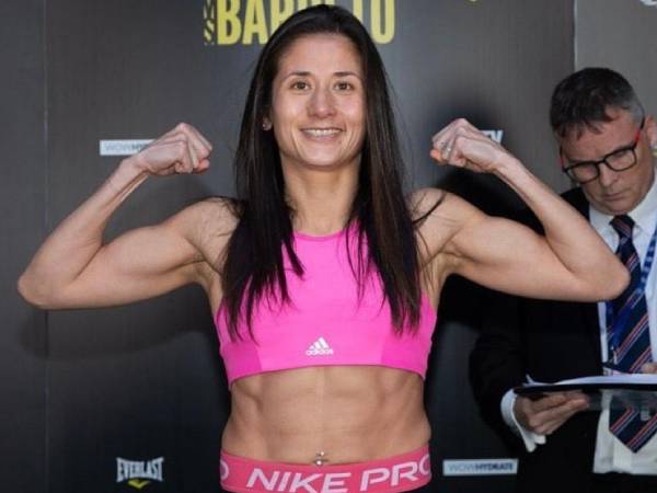 Nina Hughes Akan Pertahankan Gelar Lawan Cherneka Johnson di Australia