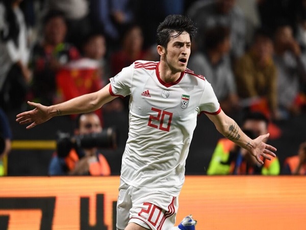 Alami Cedera Hamstring, Sardar Azmoun Dipulangkan Timnas Iran ke Roma