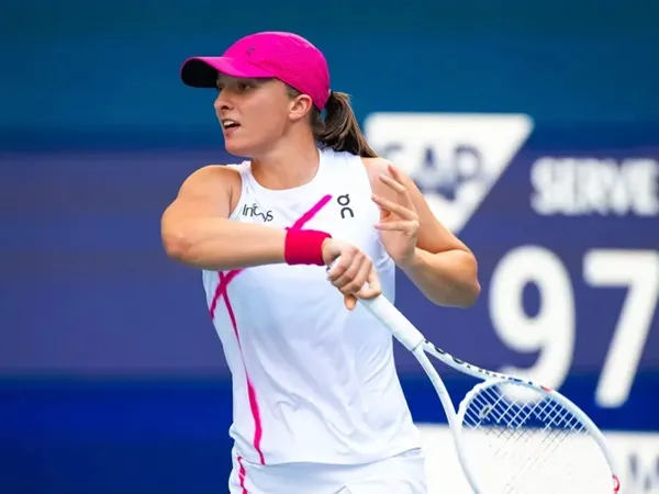 Lakoni Laga Ke-100 Turnamen WTA 1000, Iga Swiatek Habisi Camila Giorgi Di Miami