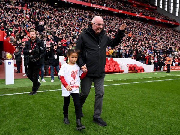 Liverpool Berhasil Wujudkan Impian Terakhir Sven-Goran Eriksson