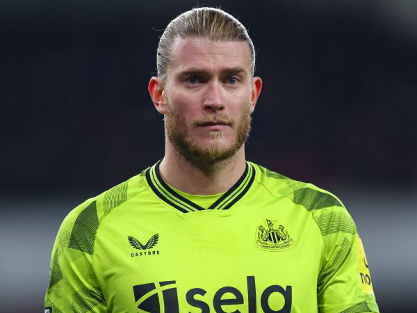 Segera Tinggalkan Newcastle, Loris Karius Ditawarkan ke AS Roma